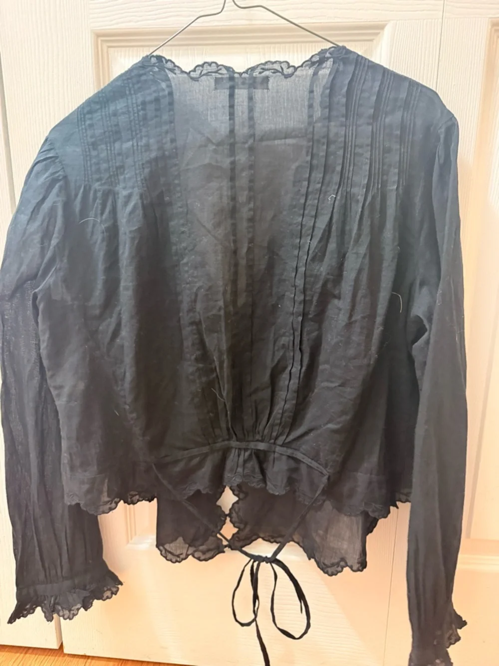 Doen Black Sheer Lace-Trim Button Front Blouse - Picture 4 of 6